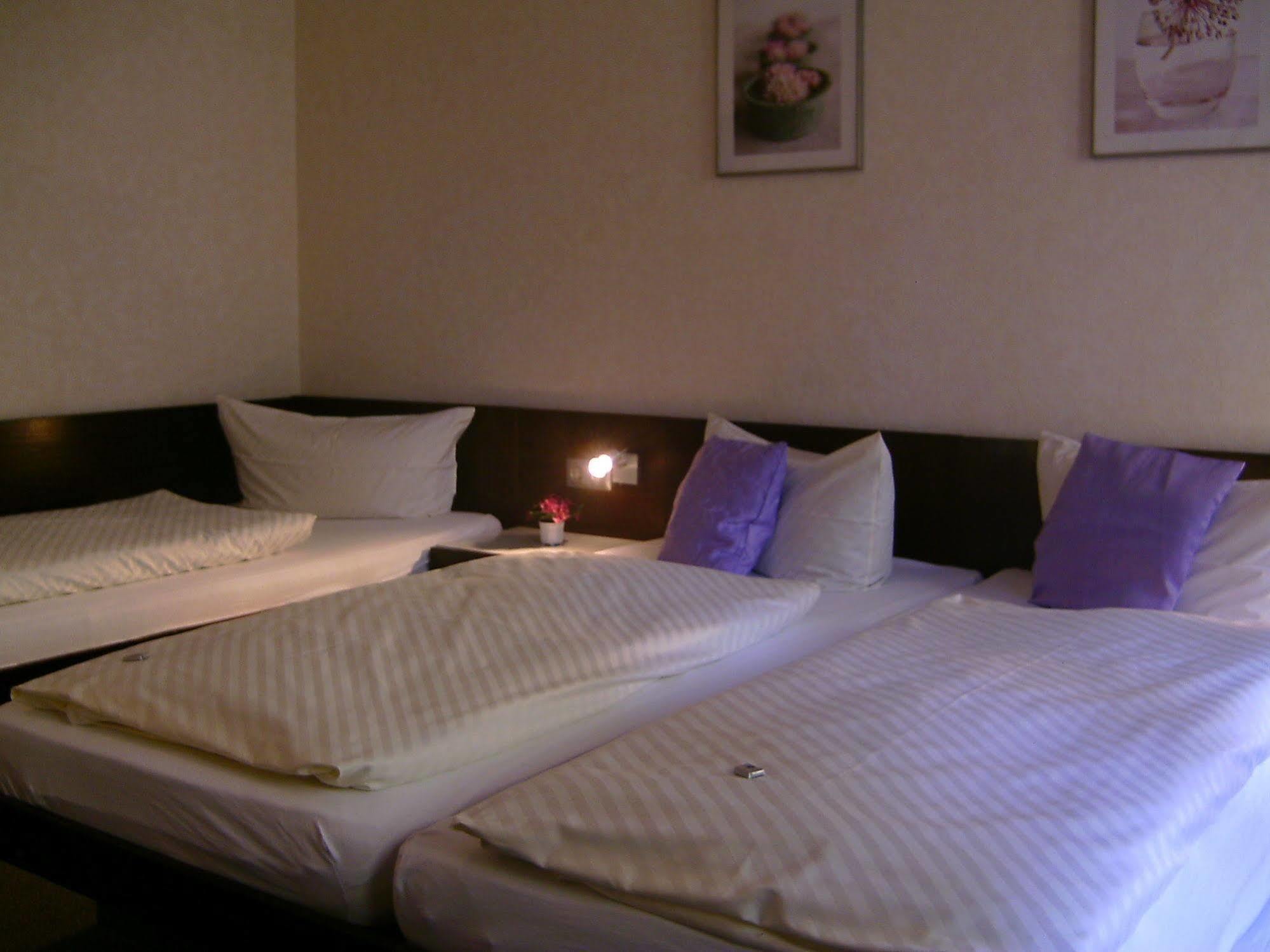Hotel Wilder Mann 福伊希特旺根 外观 照片